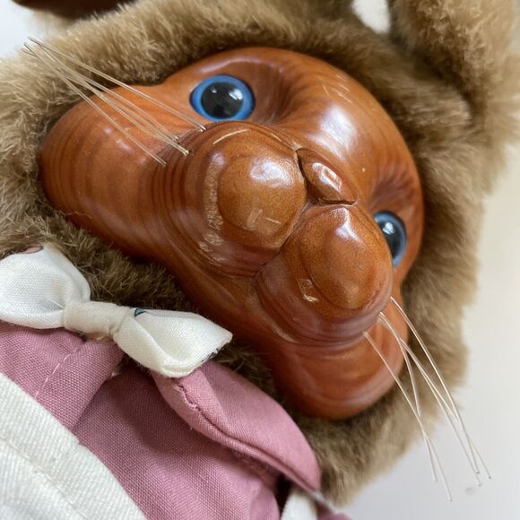 SET 2 Robert Raikes Rabbit Bunny "Brett and Ashley" Plush Wooden‎ Carved Face - Picture 7 of 11